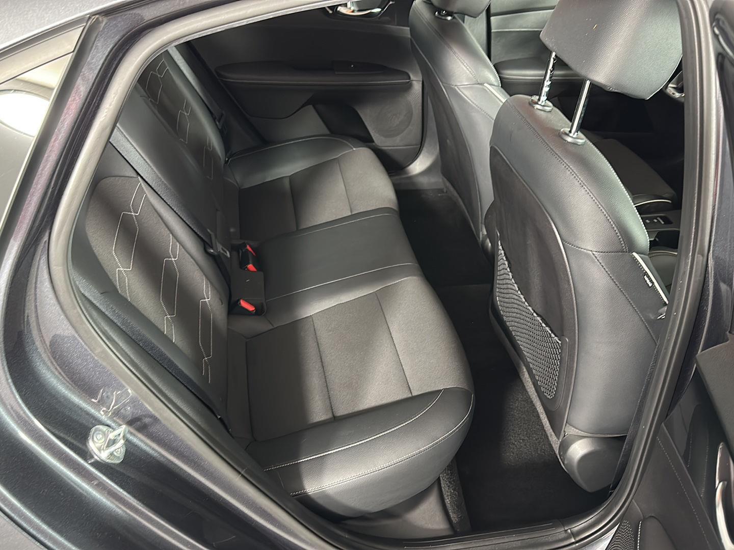 Used 2023 Gravity Gray Kia GT-Line image 21