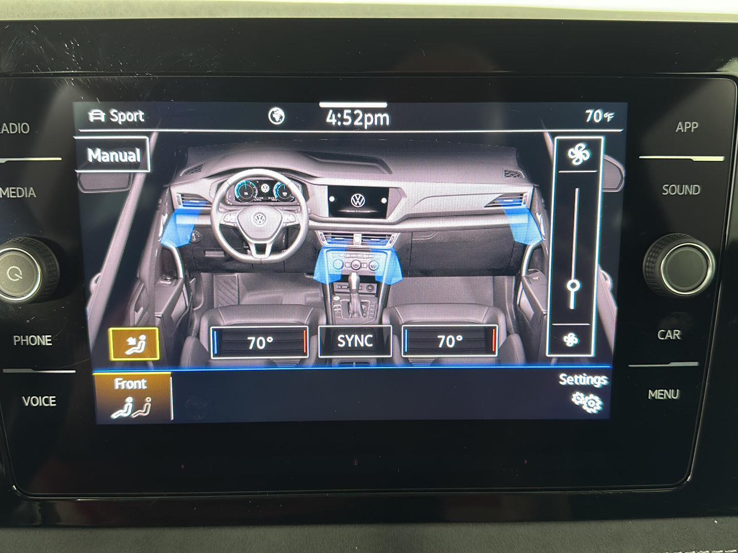 New 2025 Deep Black Pearl Volkswagen SE Black image 30