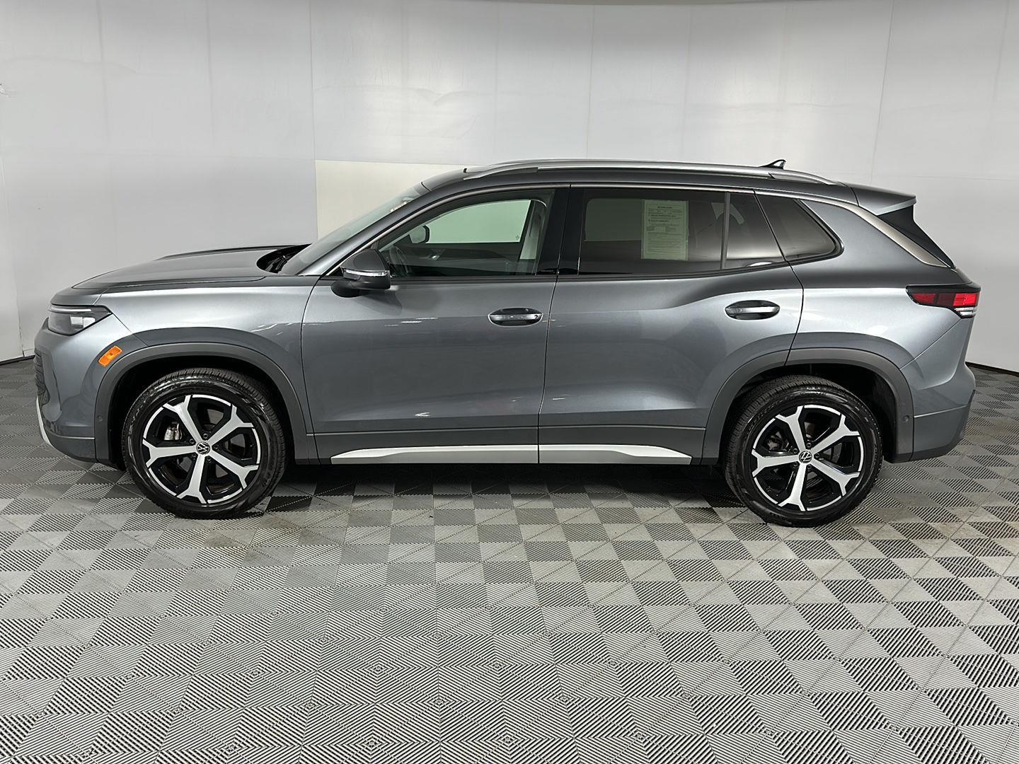Certified Used 2026 platinum gray metallic Volkswagen SE image 13