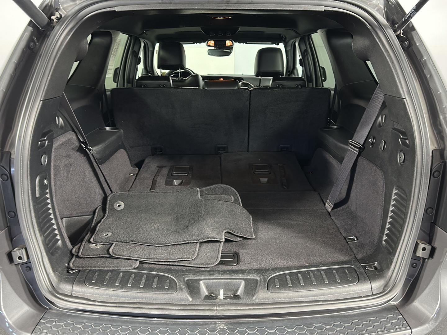 Used 2025 Vapour Grey Dodge R/T image 29