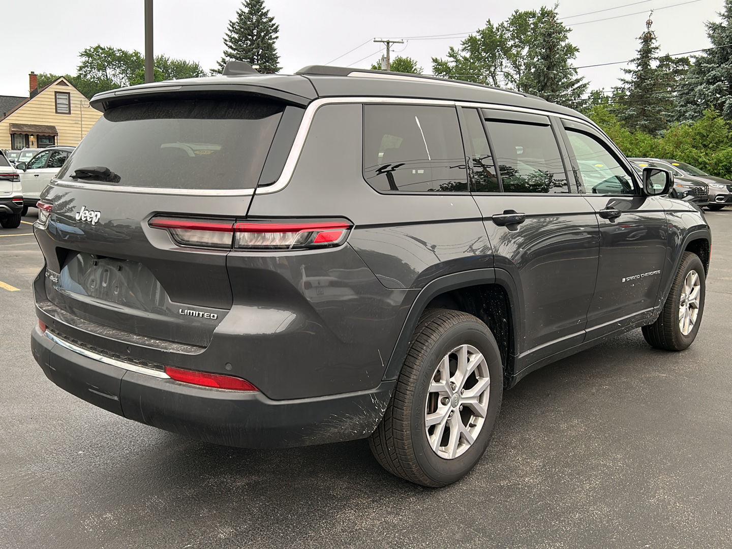 Used 2022 Baltic Gray Metallic Clearcoat Jeep Limited image 7