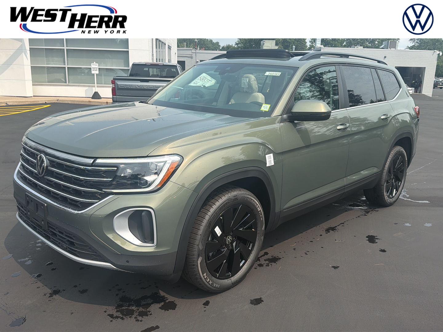 Avocado Green Pearl 2026 Volkswagen Atlas SUV / Crossover All-Wheel Drive Automatic