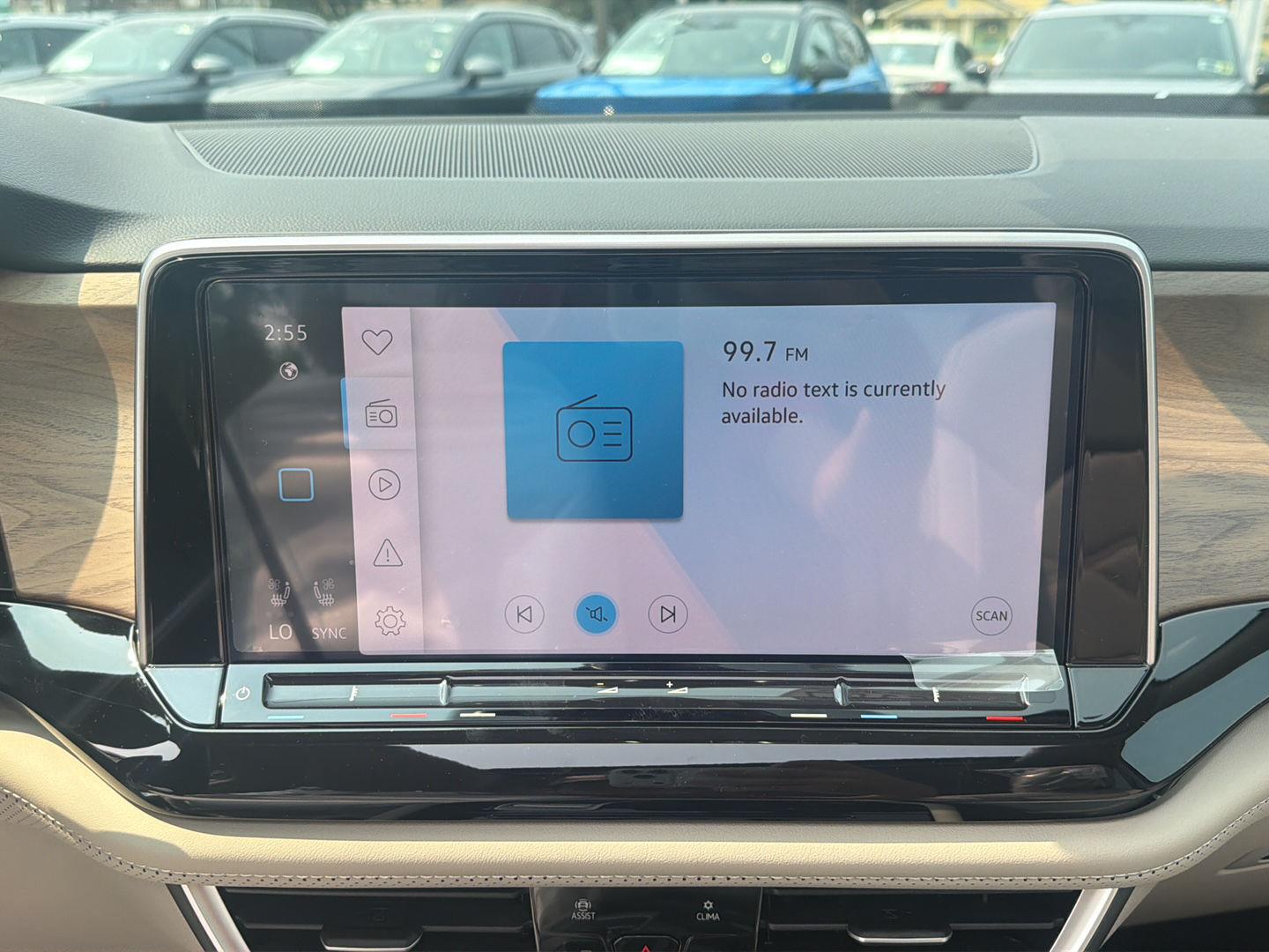 New 2026 Avocado Green Pearl Volkswagen 2.0T SE w/Technology image 10