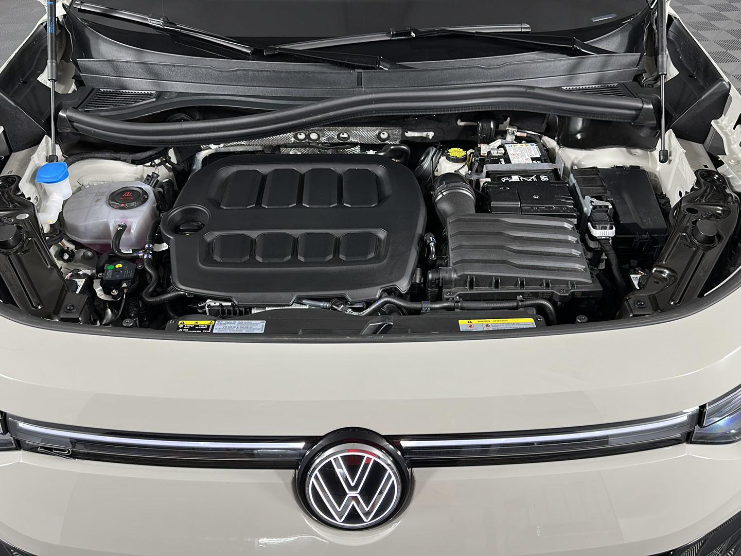 Certified Used 2026 Sandstone Volkswagen SEL R-Line Turbo image 3