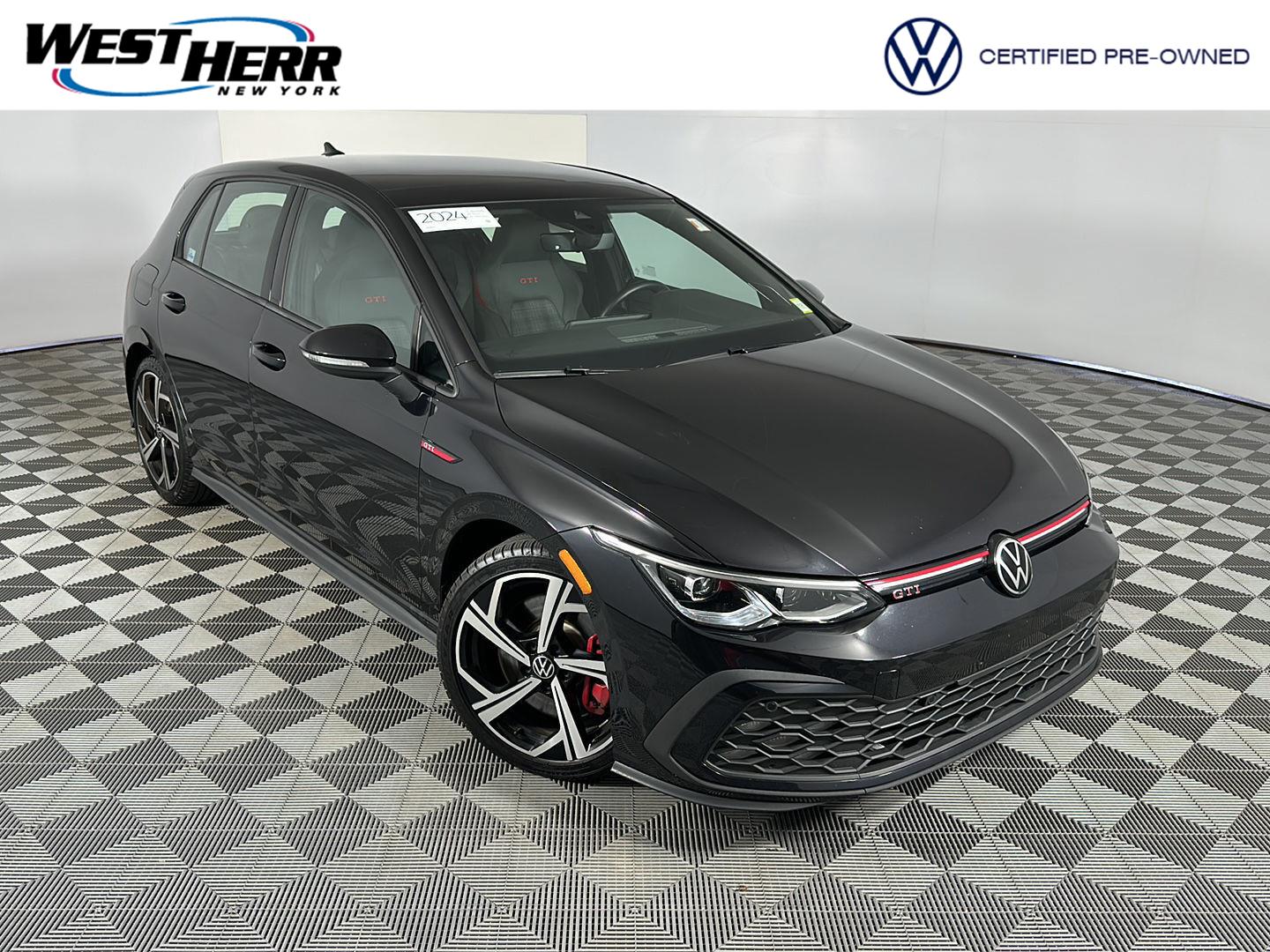2024 Volkswagen Golf GTI SE FWD