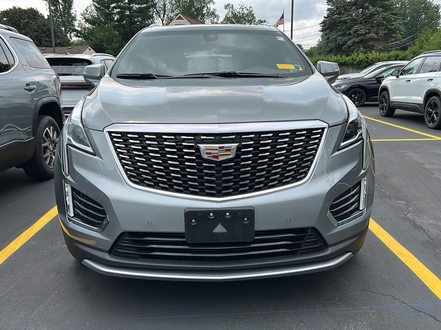 Used 2023 Argent Silver Metallic Cadillac AWD Premium Luxury image 2