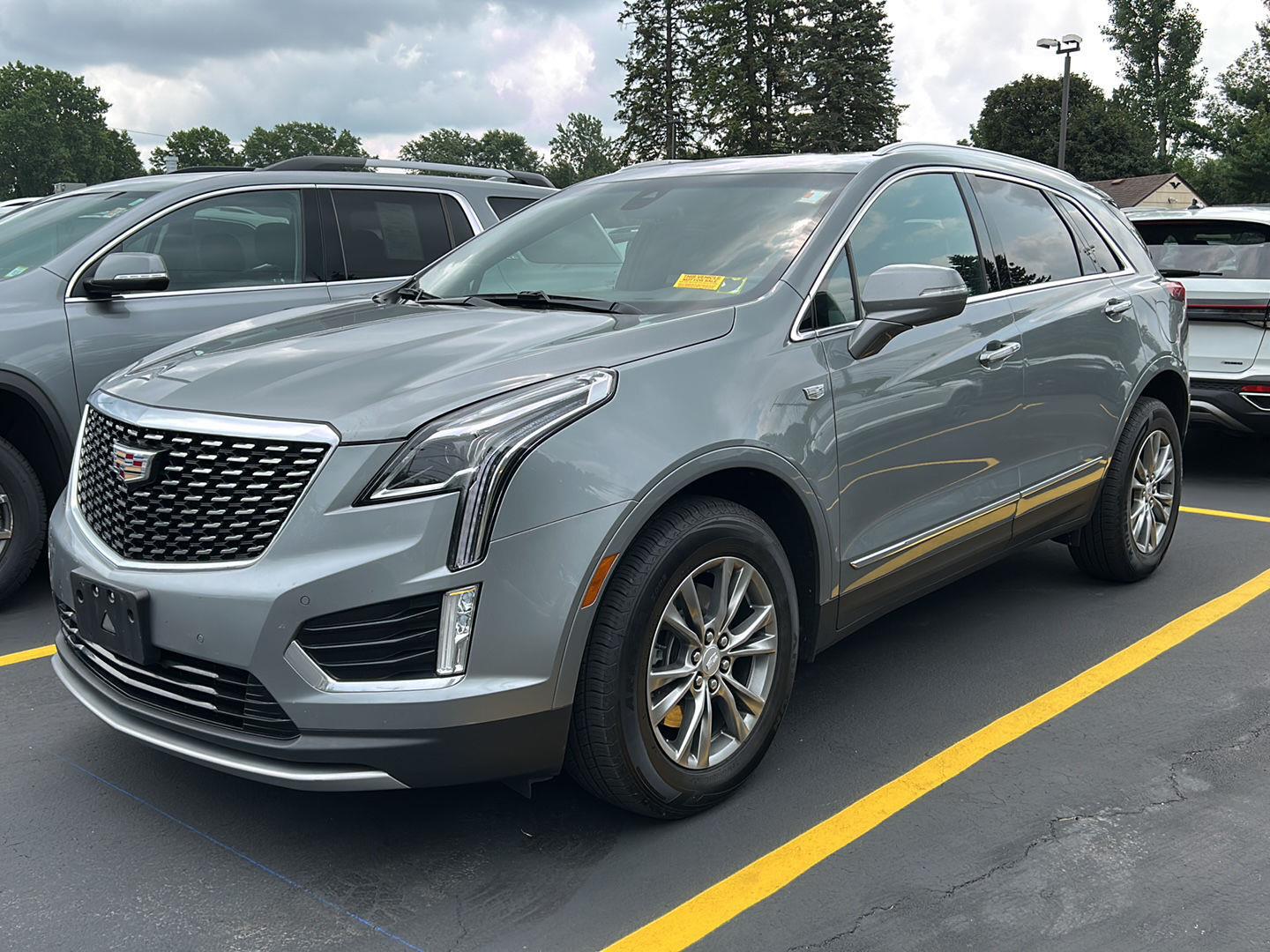 Used 2023 Argent Silver Metallic Cadillac AWD Premium Luxury image 3