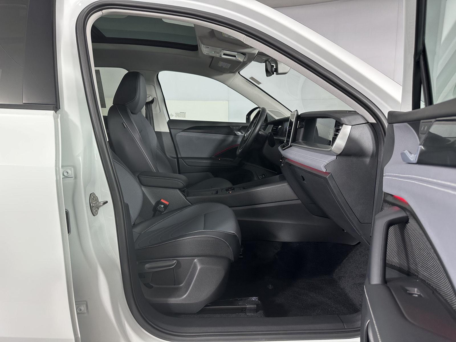 Certified Used 2026 Pure White Volkswagen SE image 30