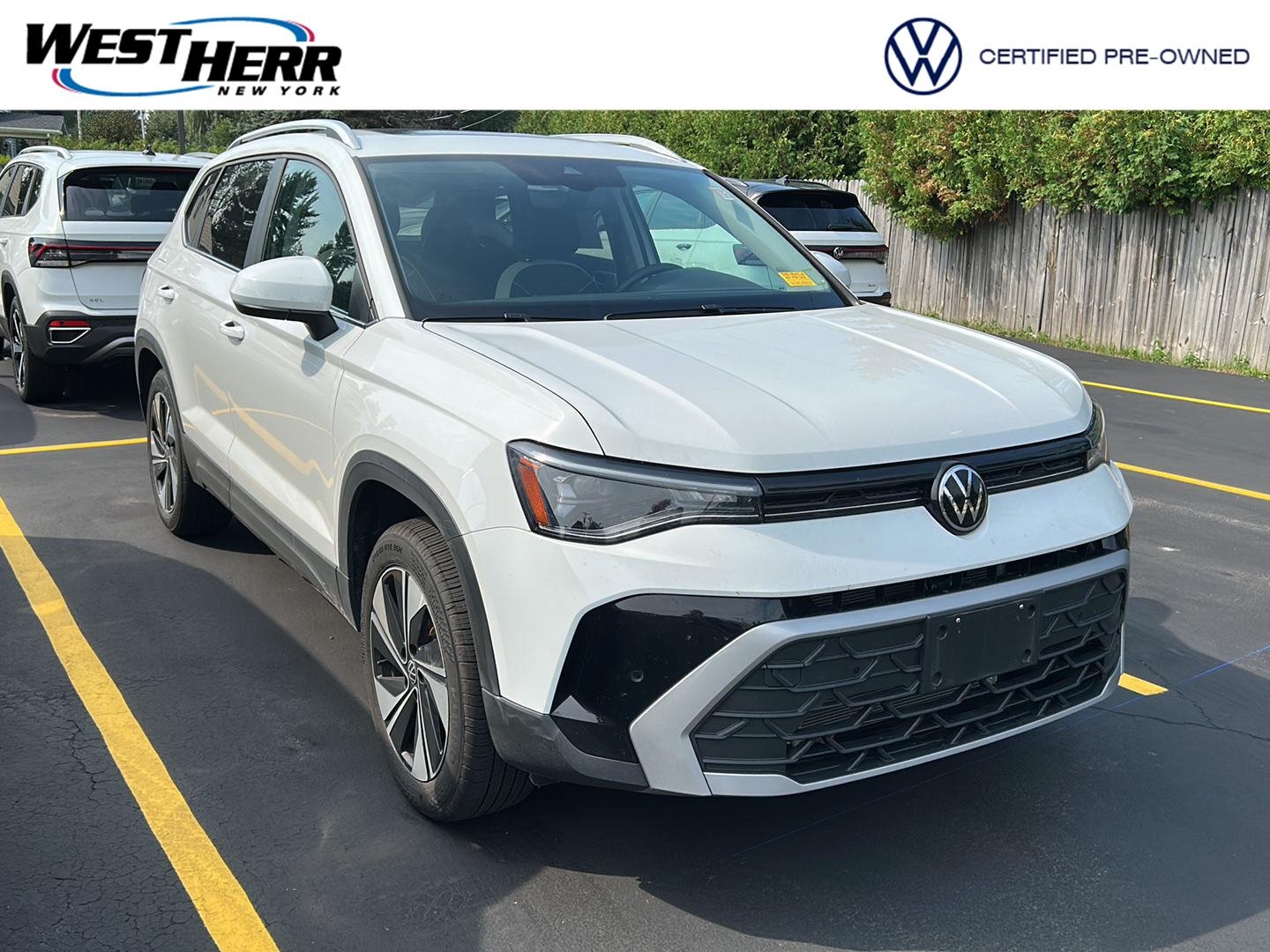 2026 Volkswagen Taos SE 4Motion