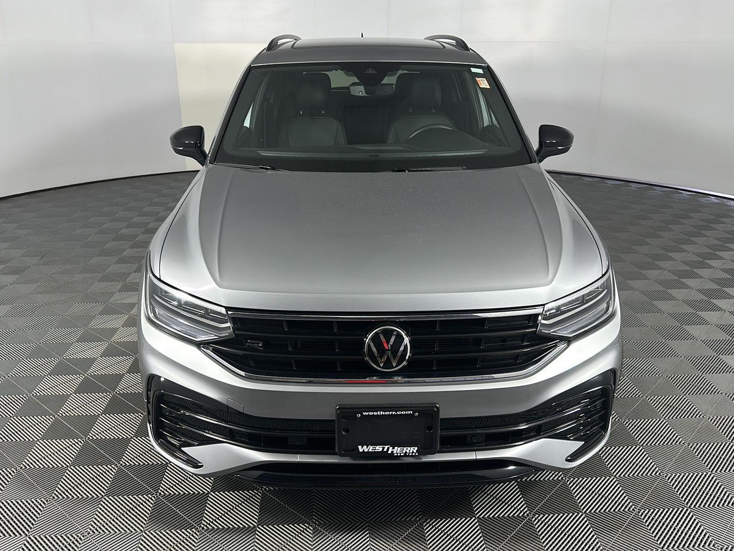 Certified Used 2023 Pyrite Silver Metallic Volkswagen SE R-Line Black image 2
