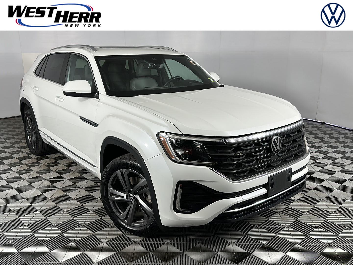 2024 Volkswagen Atlas Cross Sport 2.0T SEL R-Line