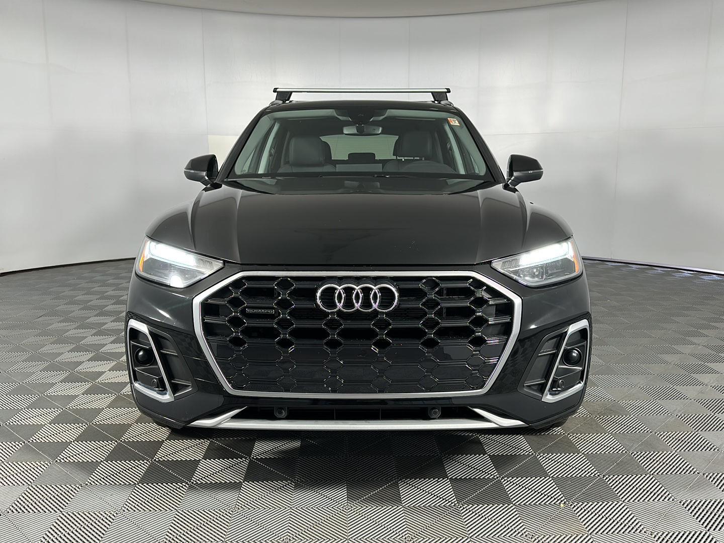 Used 2025 Mythos Black Metallic Audi S line Premium image 2