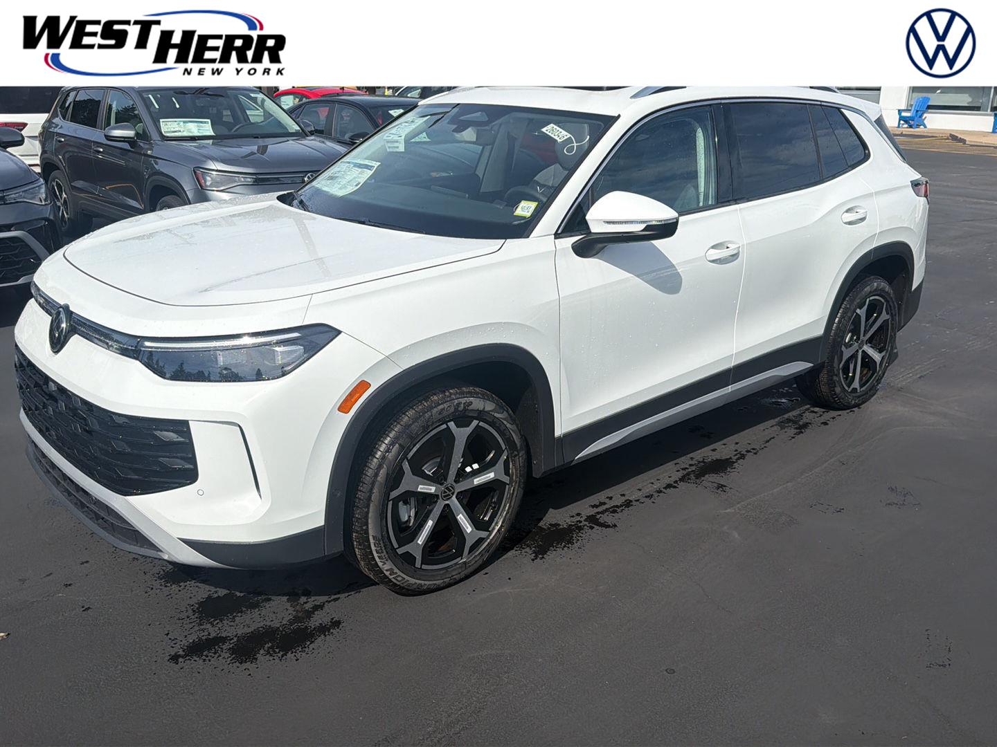 White 2026 Volkswagen Tiguan SUV / Crossover All-Wheel Drive 8-Speed Automatic