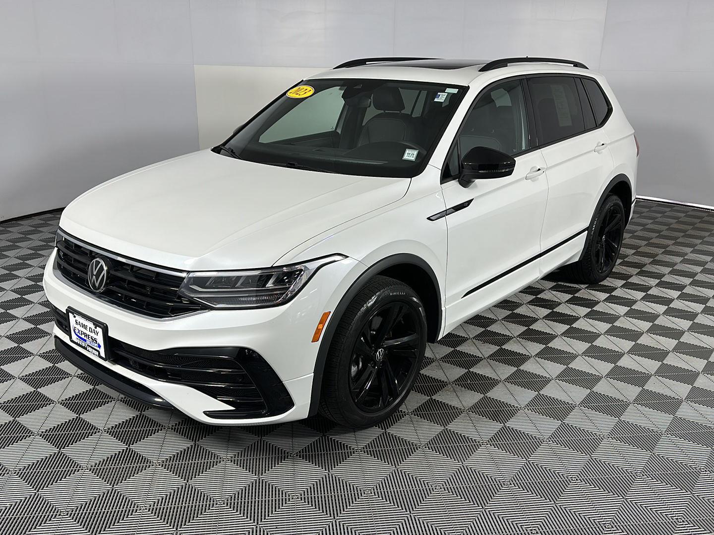 Certified Used 2023 Opal White Pearl Volkswagen SE R-Line Black image 13