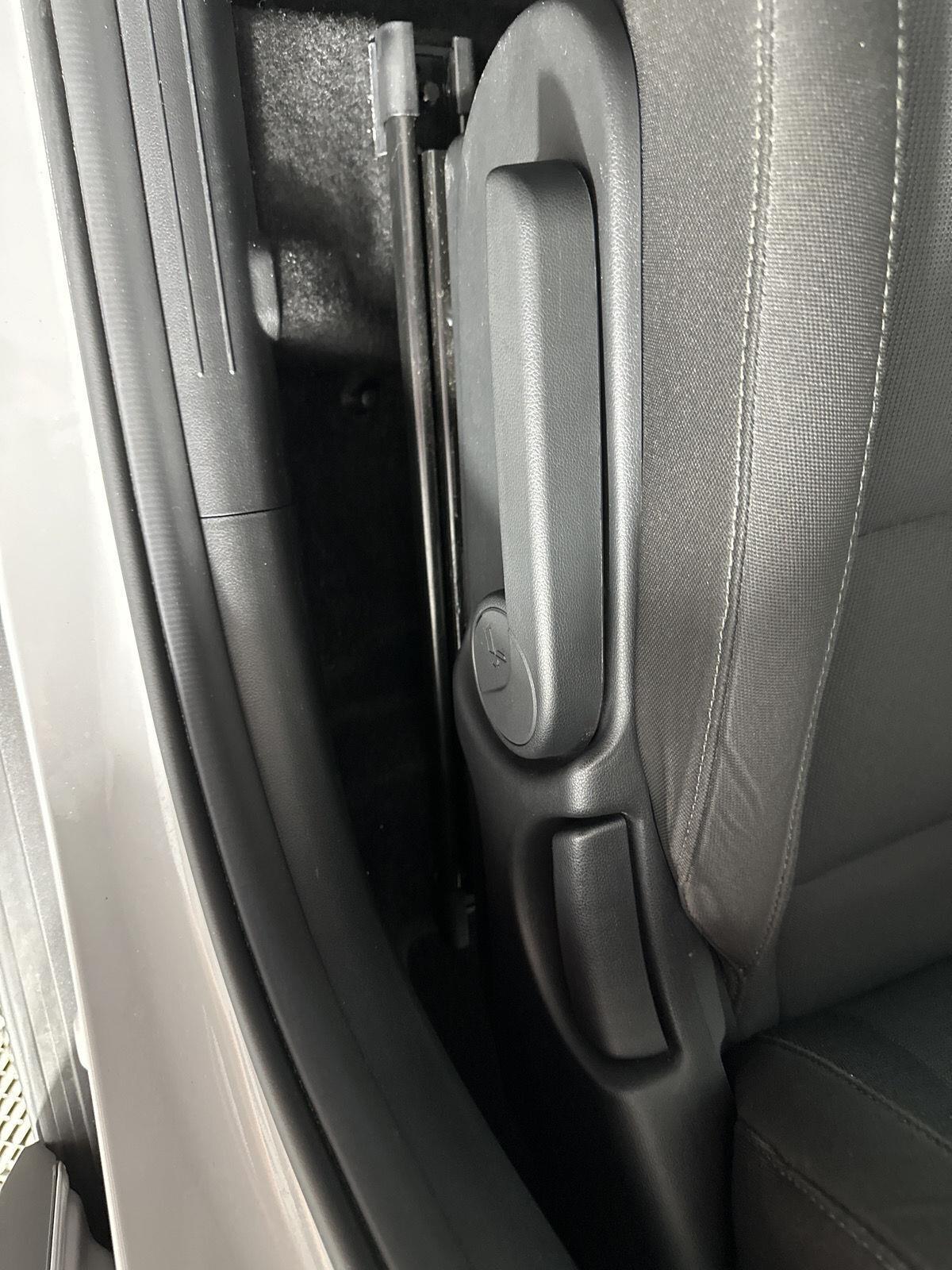 Used 2024 Cyber Gray Metallic Hyundai SE image 20