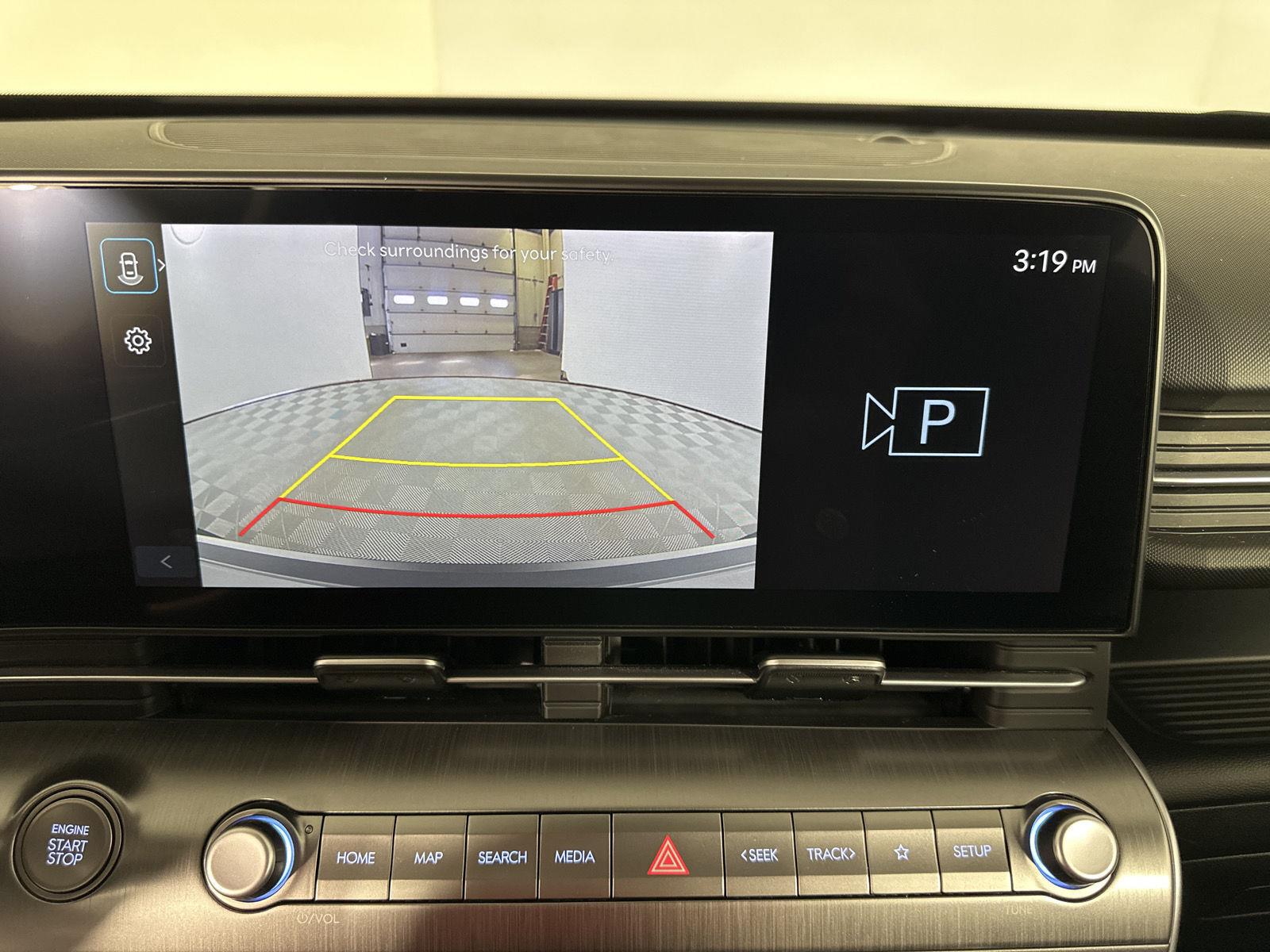 Used 2024 Cyber Gray Metallic Hyundai SE image 31