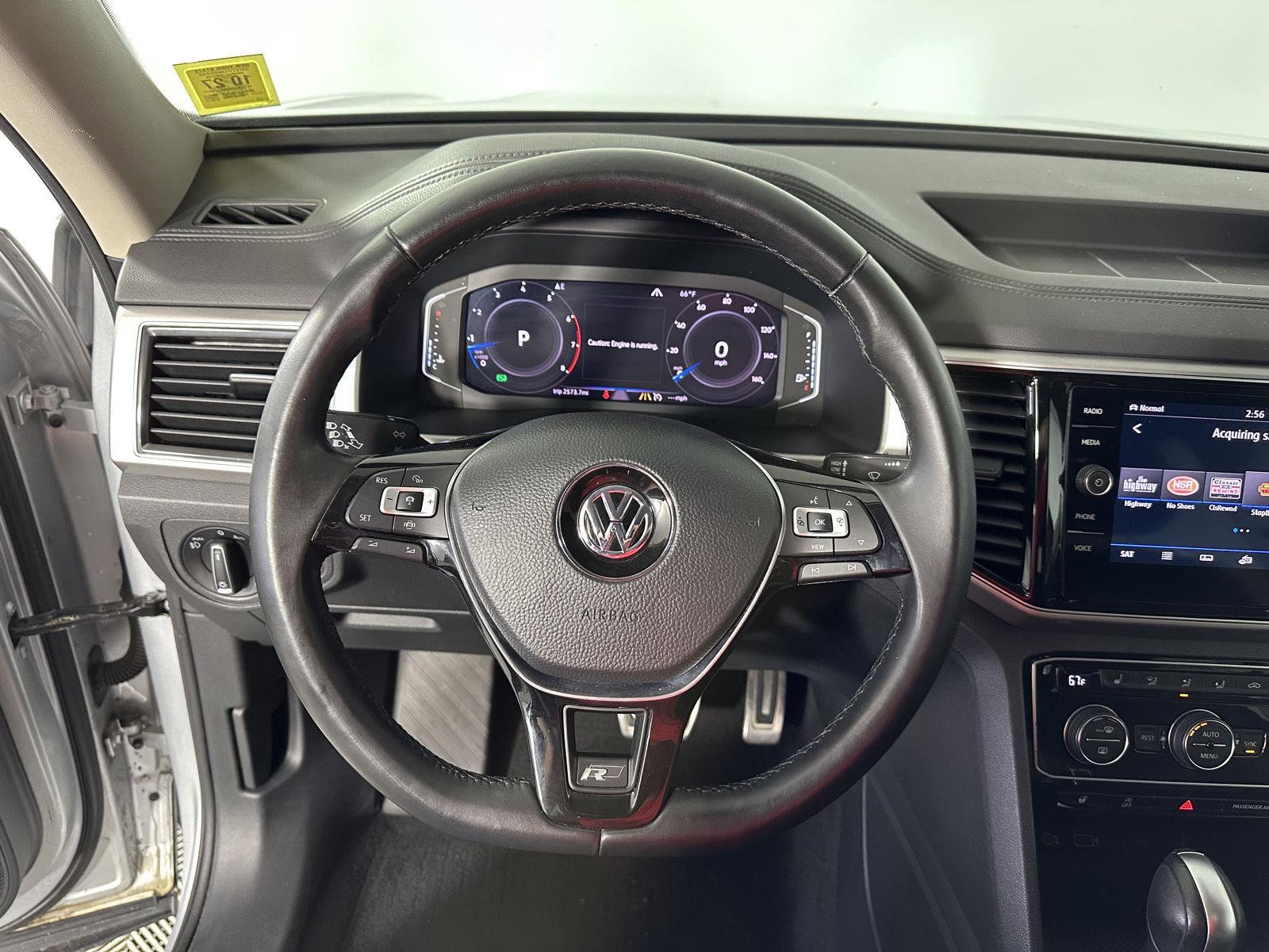 Used 2019 Platinum Gray Metallic Volkswagen 3.6L V6 SEL R-Line image 10