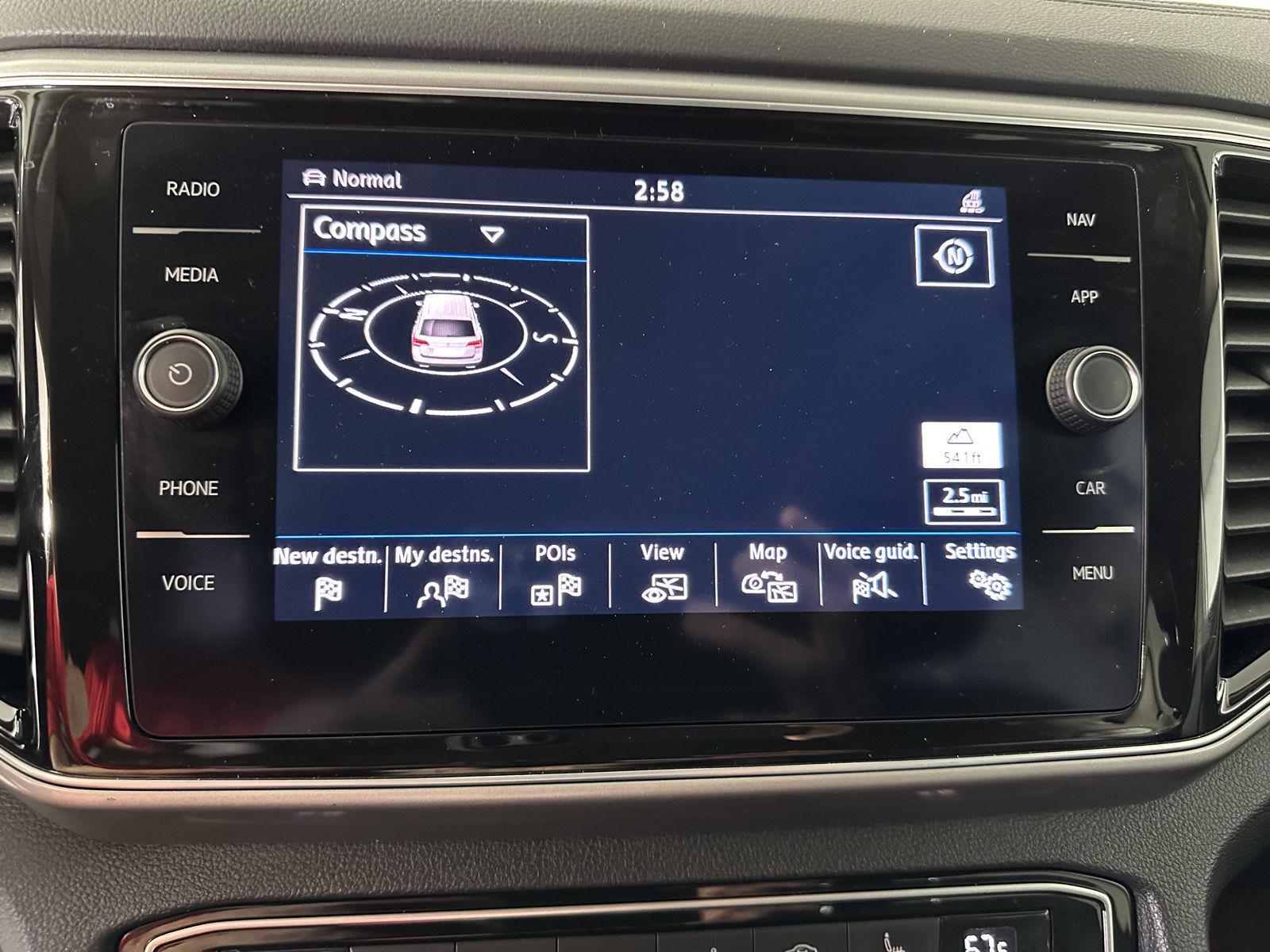 Used 2019 Platinum Gray Metallic Volkswagen 3.6L V6 SEL R-Line image 24