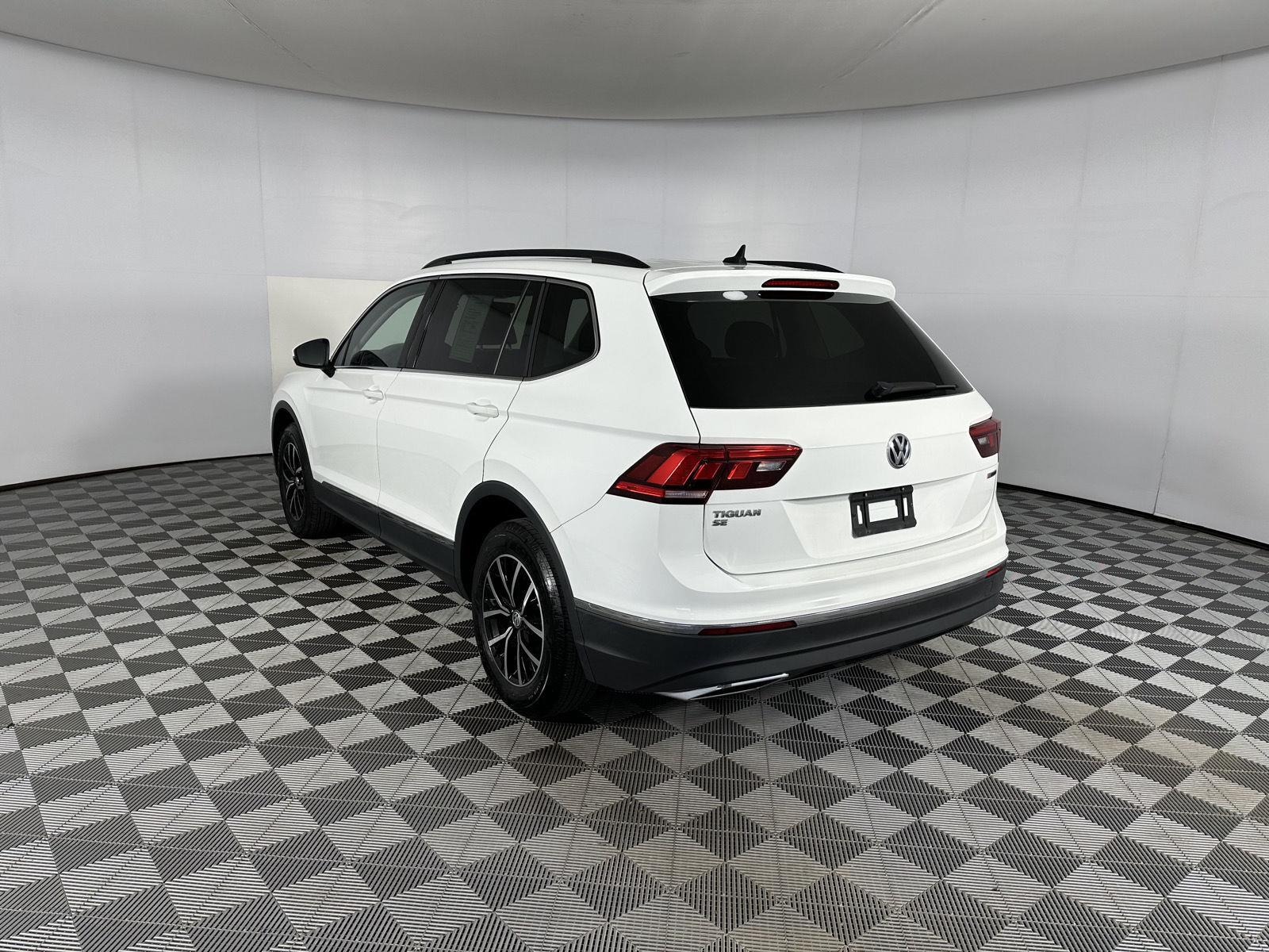 Certified Used 2021 Pure White Volkswagen SE image 24