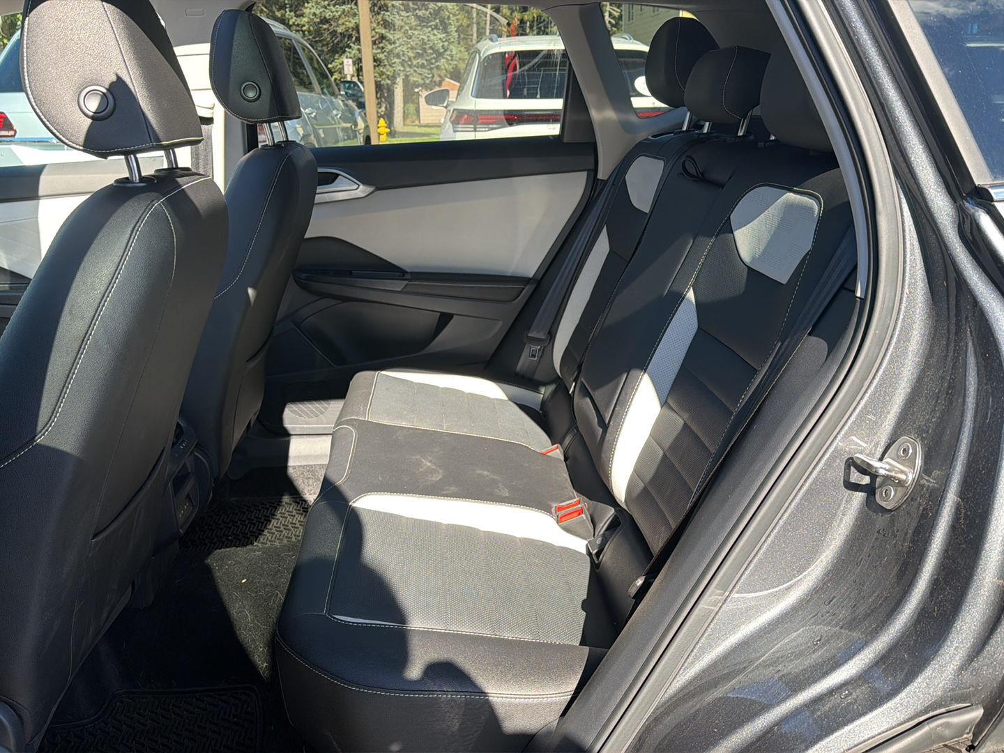 Certified Used 2026 Platinum Gray Metallic Volkswagen SEL image 9