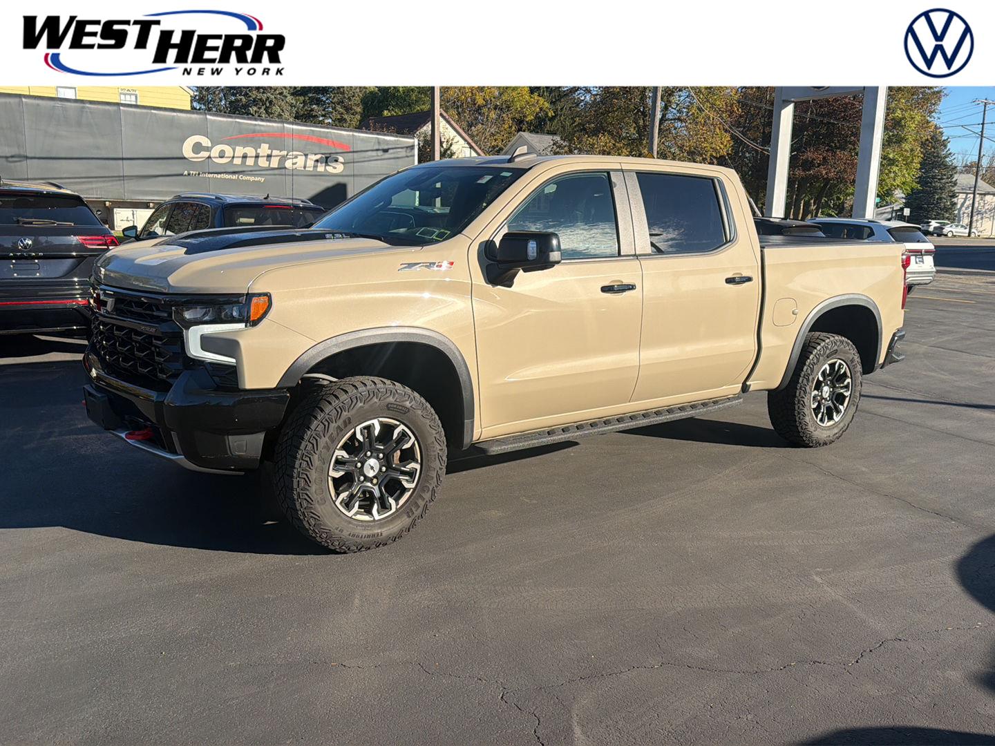 Sand Dune Metallic 2022 Chevrolet Silverado 1500 Pickup Truck Four-Wheel Drive Automatic