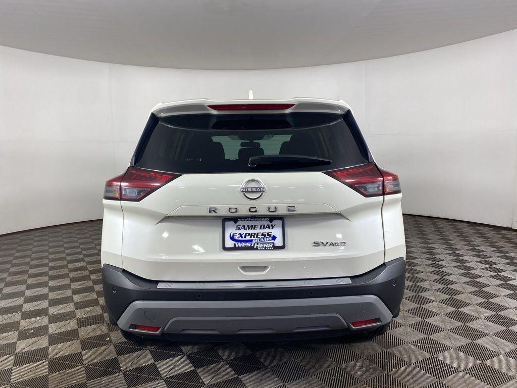 Used 2023 Pearl White Nissan SV image 14