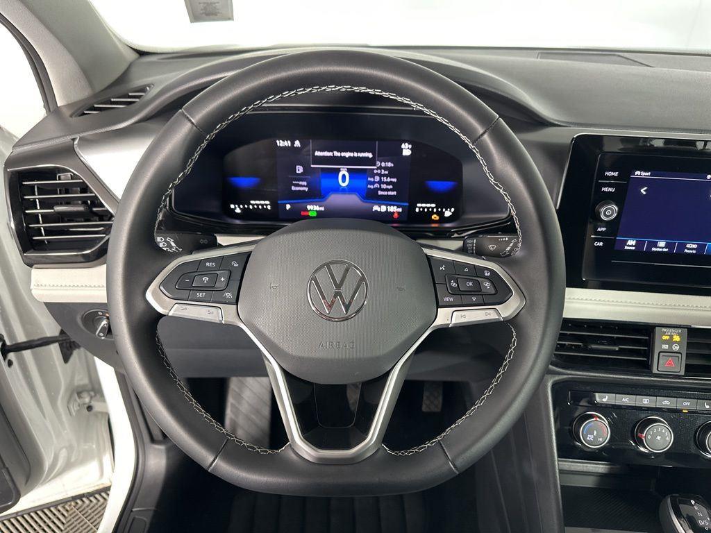 New 2025 Pure White Volkswagen S image 6