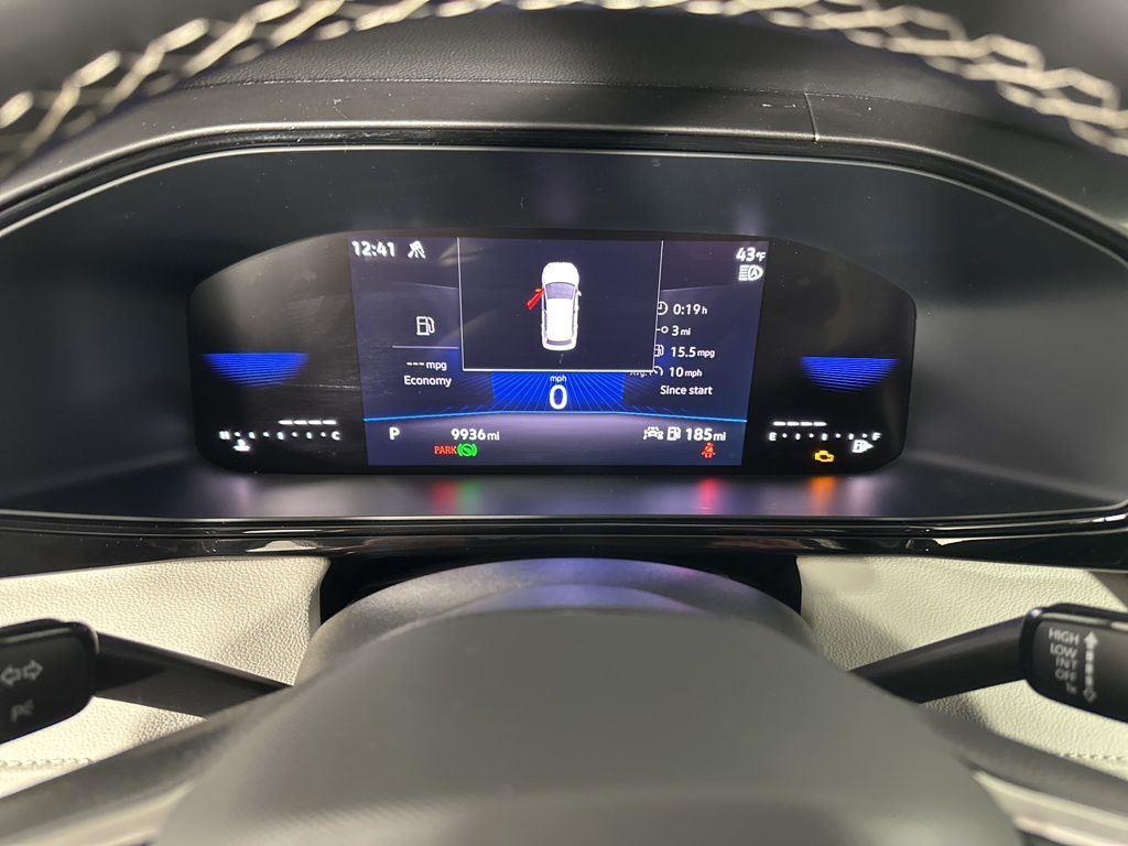 New 2025 Pure White Volkswagen S image 30