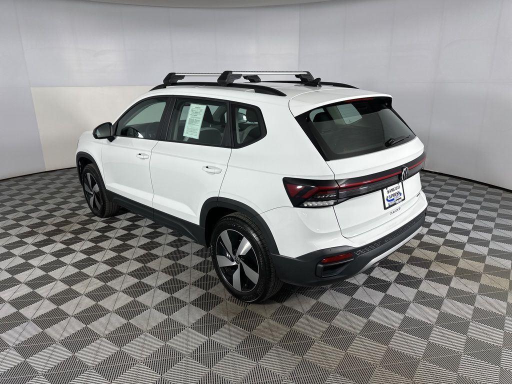 New 2025 Pure White Volkswagen S image 9