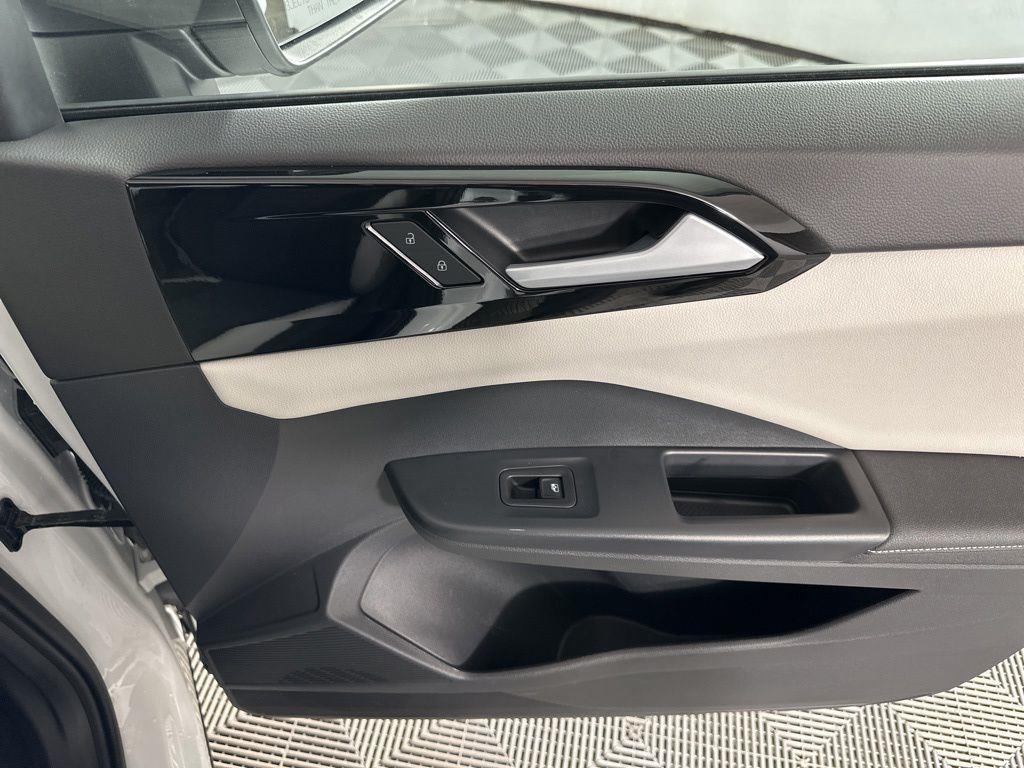 New 2025 Pure White Volkswagen S image 17