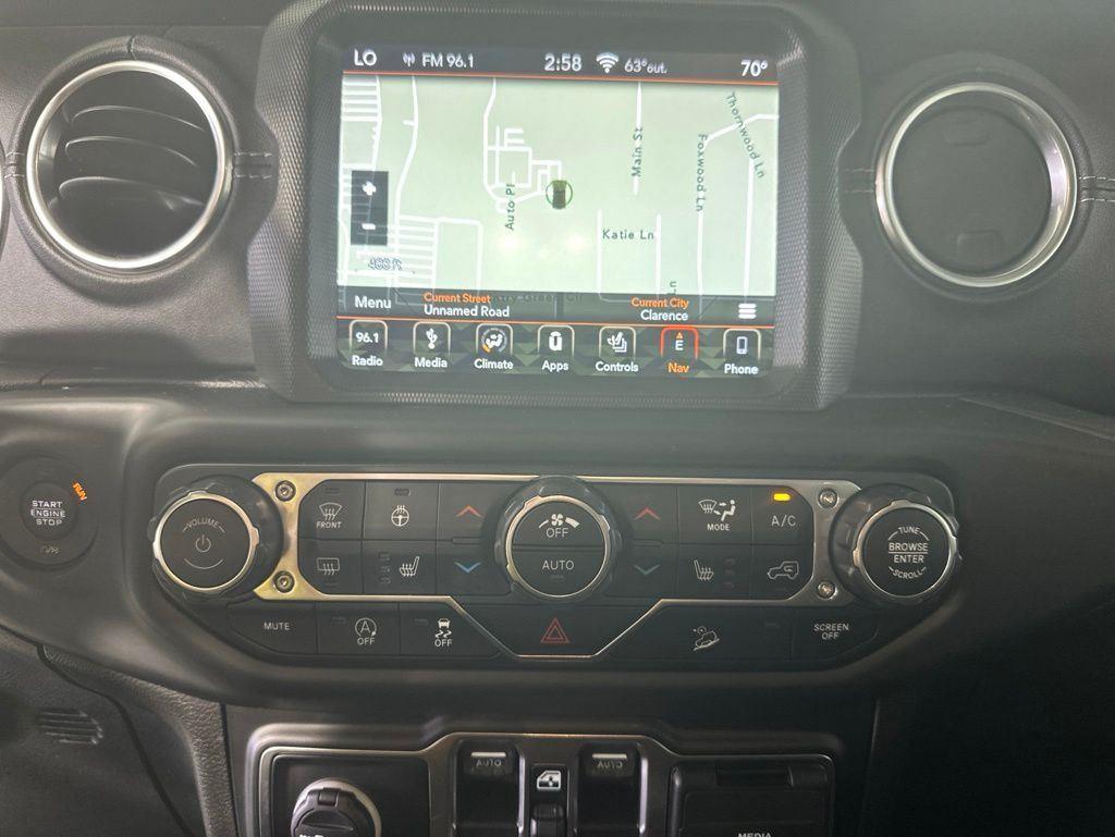Used 2019 Mojito! Clearcoat Jeep Unlimited Sahara image 2