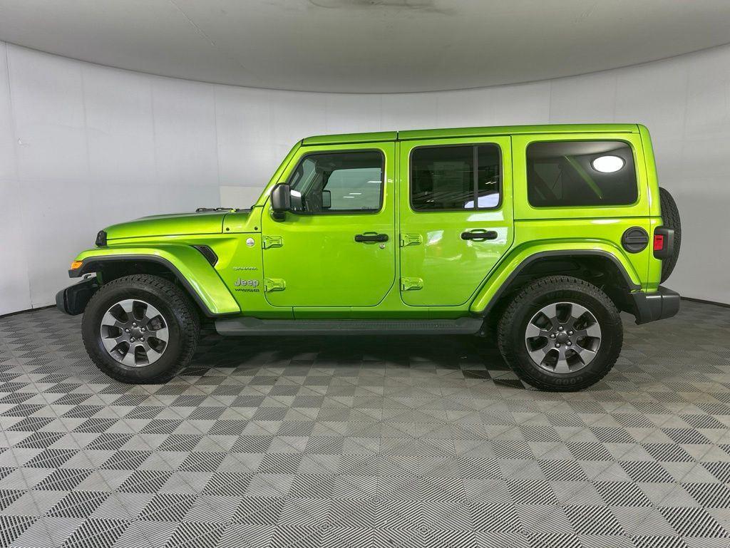 Used 2019 Mojito! Clearcoat Jeep Unlimited Sahara image 7