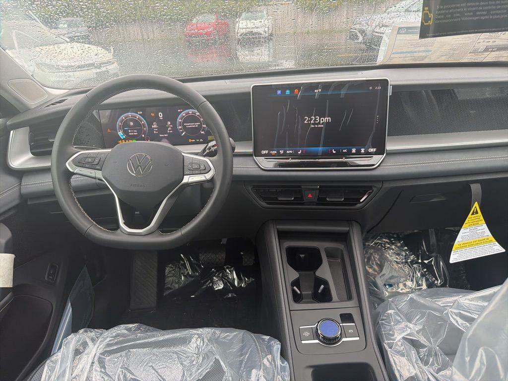 New 2026 Deep Black Pearl Volkswagen 2.0T SE image 9