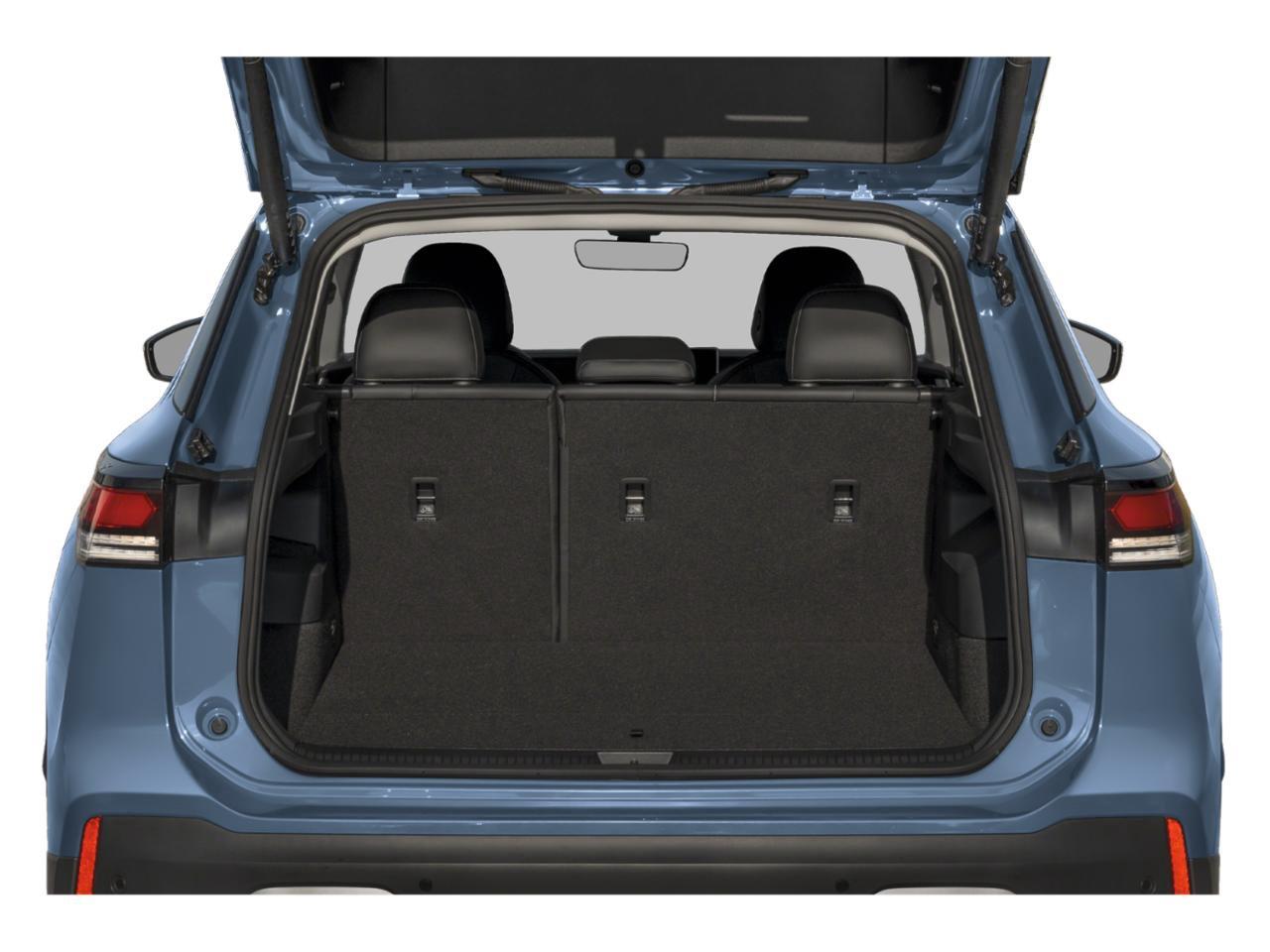 New 2027 Platinum Gray Metallic Volkswagen SE image 6