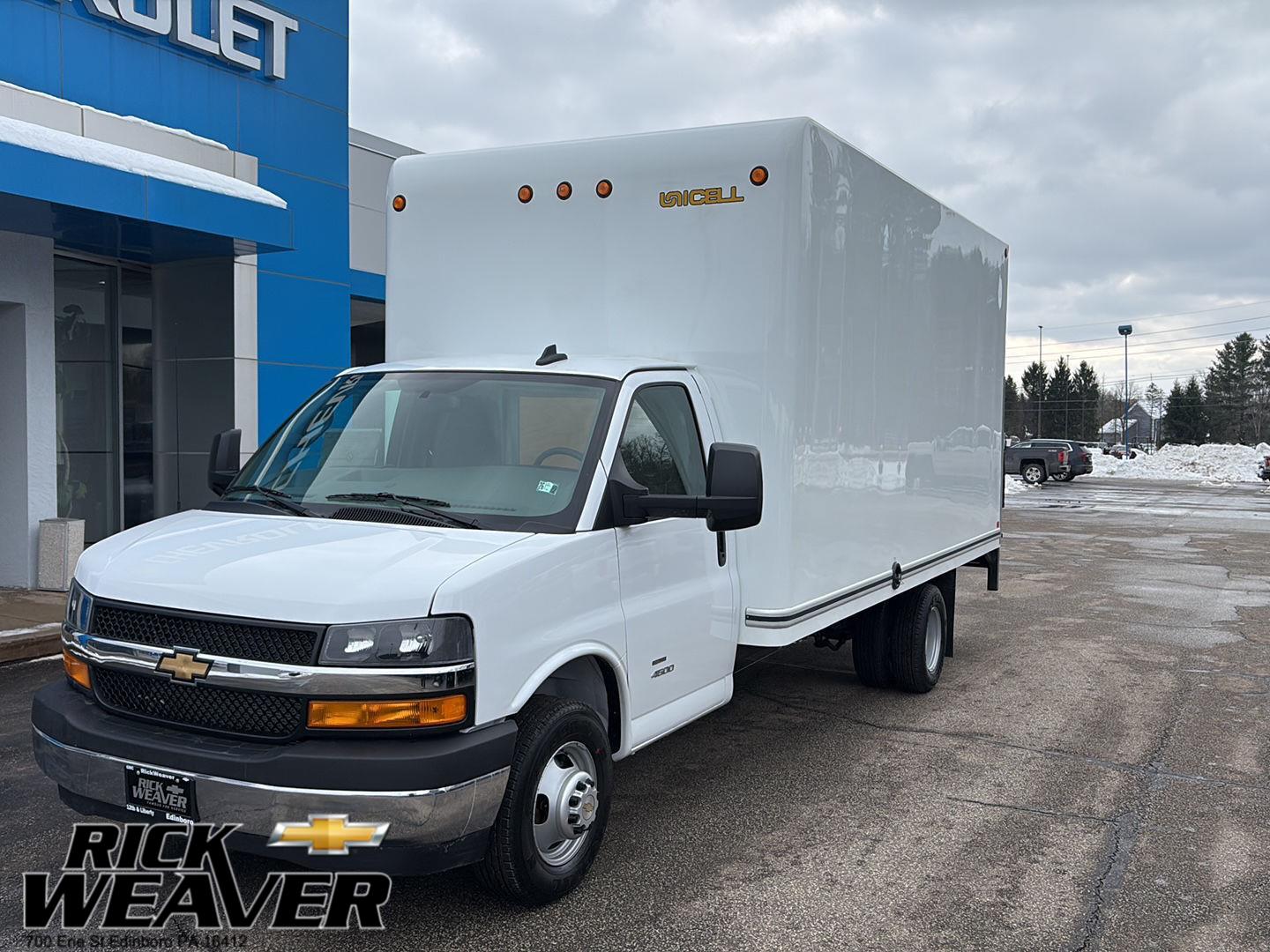 2026 Chevrolet Express Commercial Cutaway 4500 VAN 177 - 0