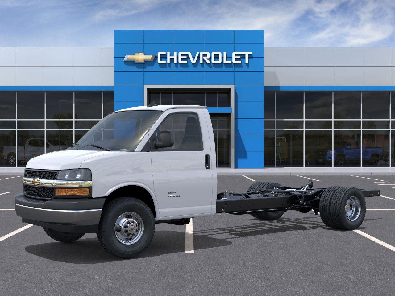 2026 Chevrolet Express Commercial Cutaway 4500 VAN 177 - 5