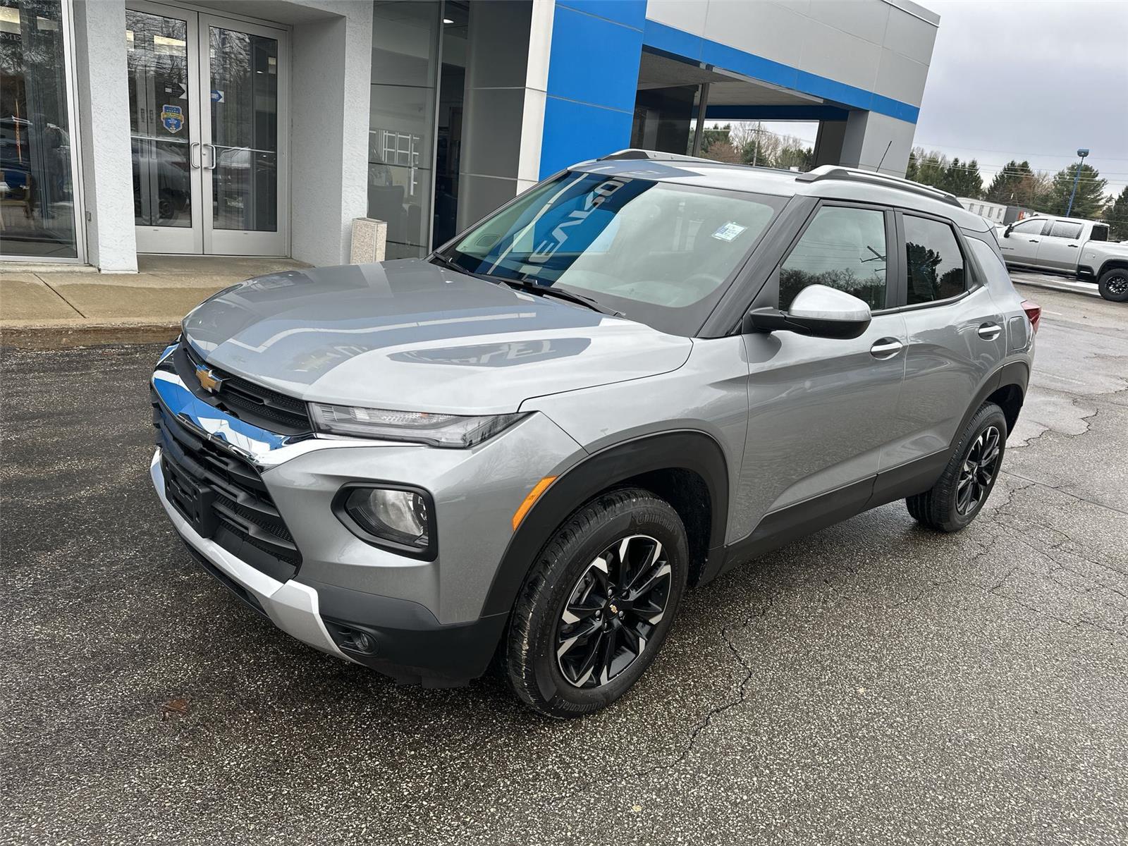 2023 Chevrolet Trailblazer LT - 3