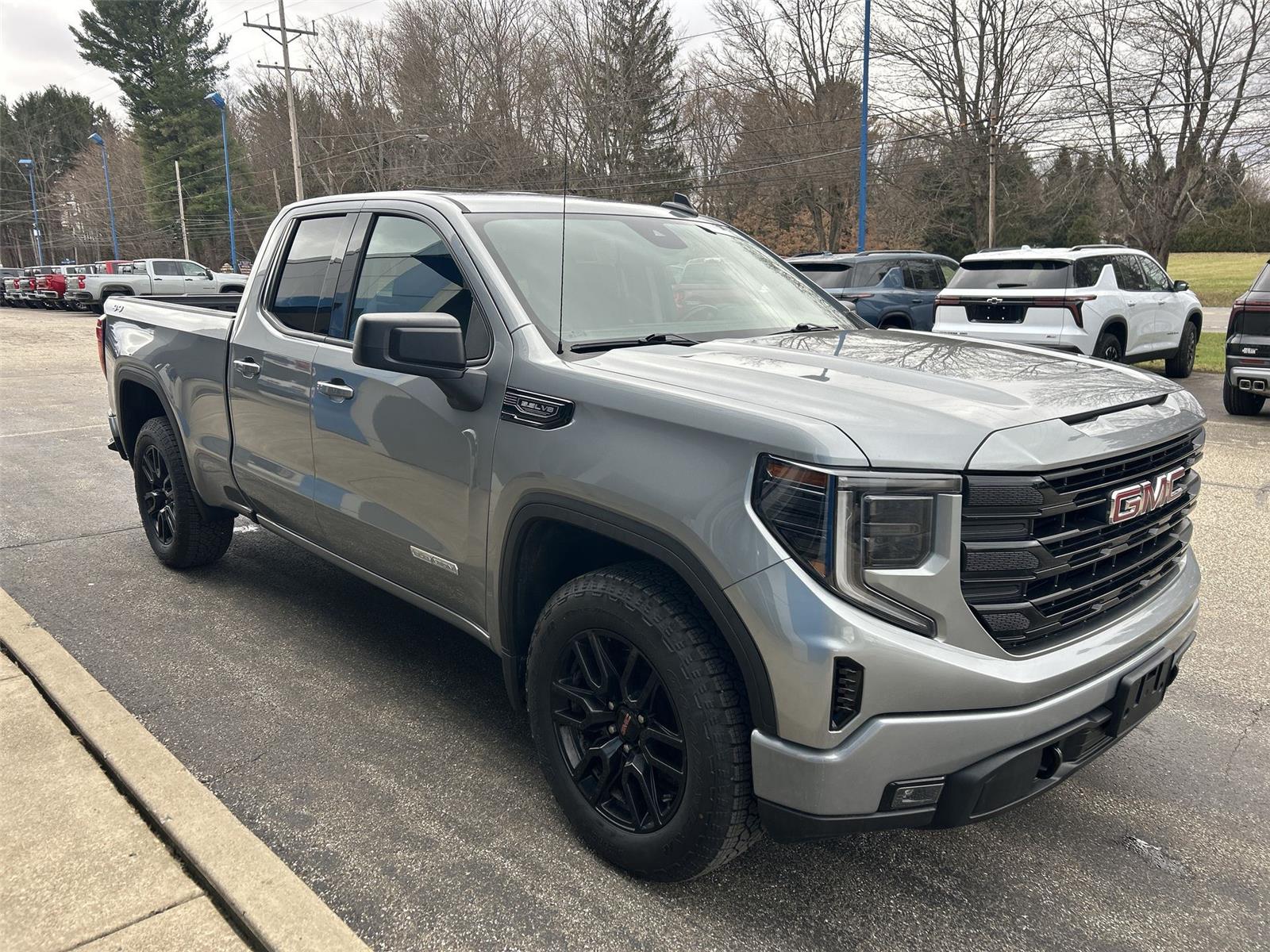 2023 GMC Sierra 1500 Elevation - 1