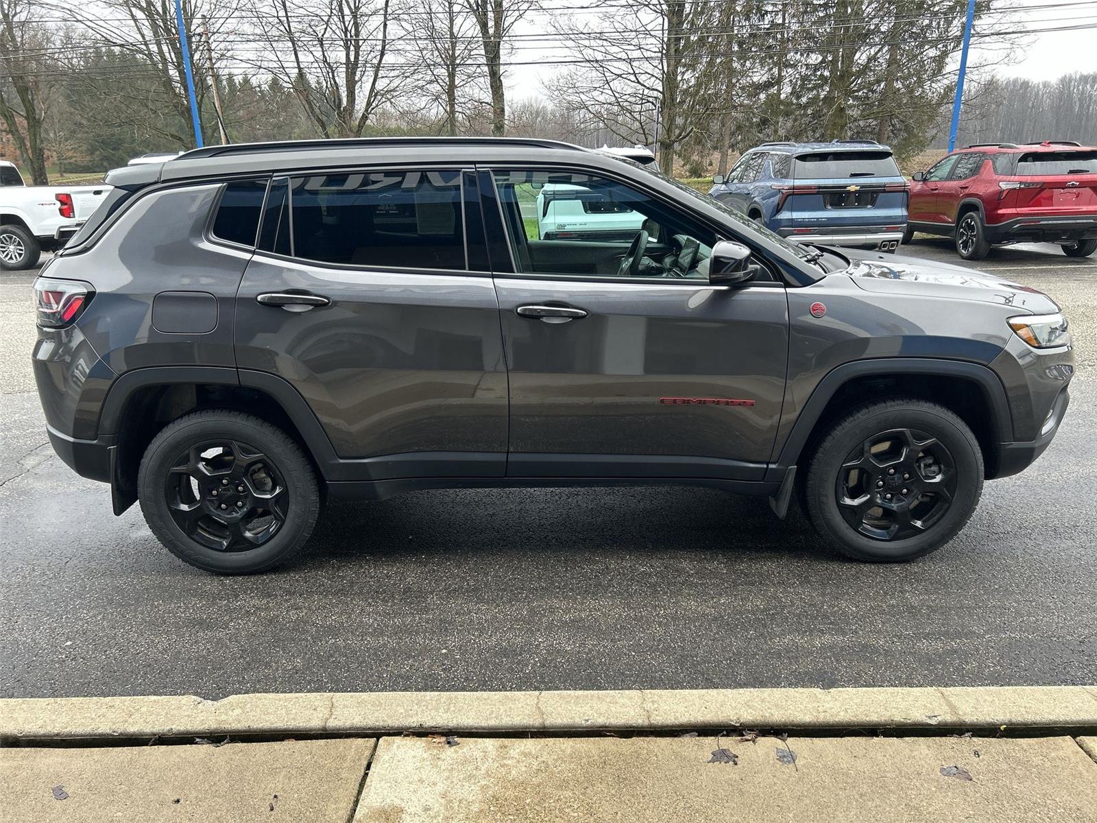2023 Jeep Compass Trailhawk - 8