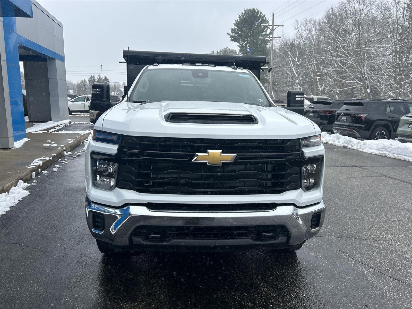 2025 Chevrolet Silverado 3500HD CC Work Truck - 2