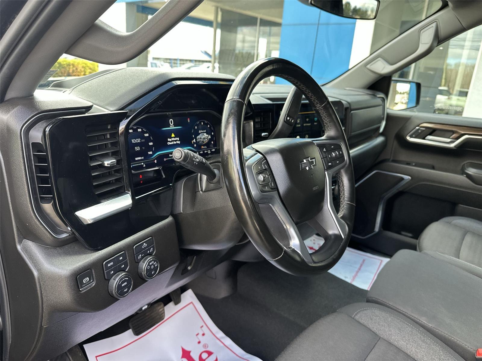 2024 Chevrolet Silverado 1500 RST - 9