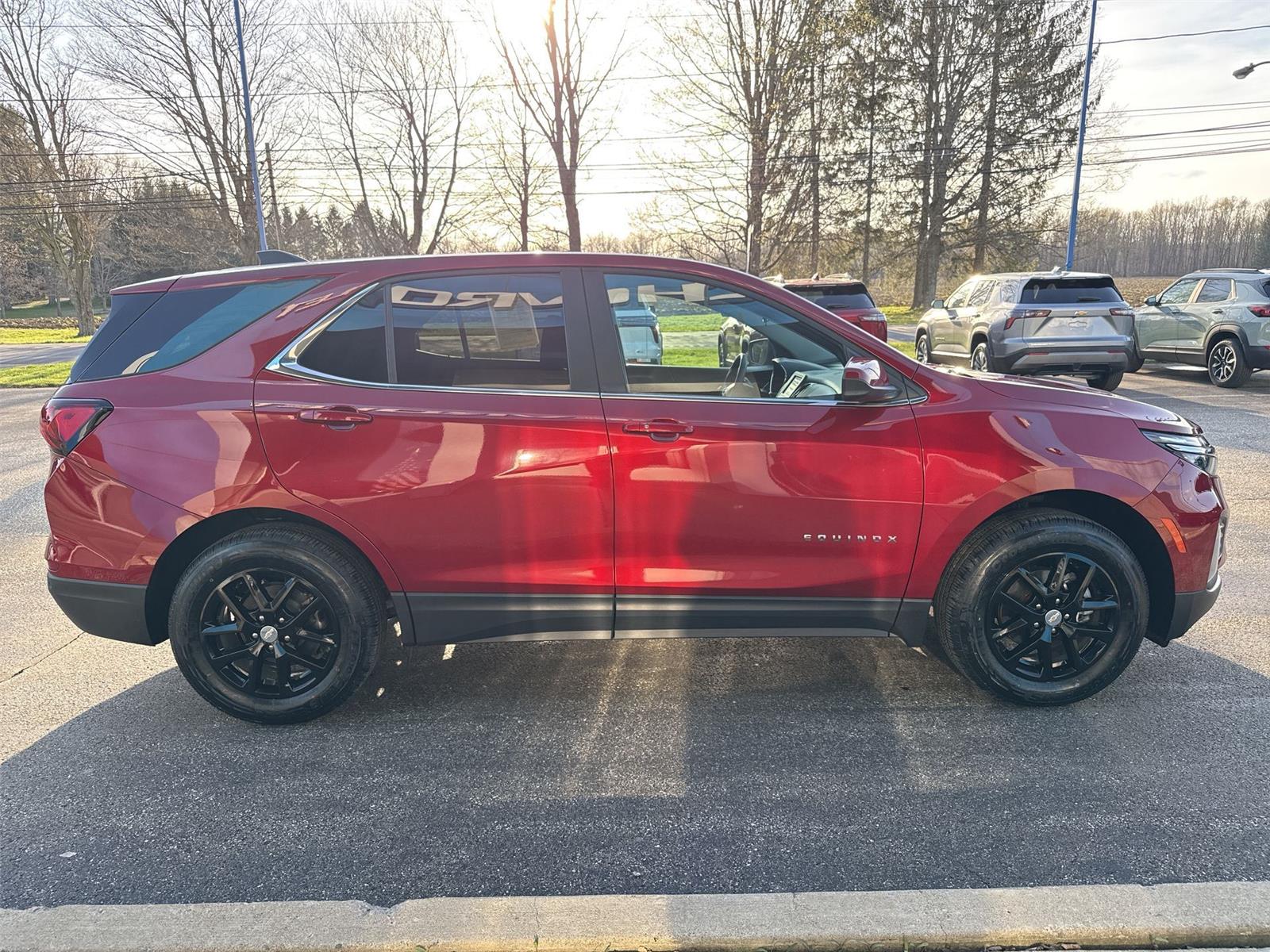 2023 Chevrolet Equinox LT - 8