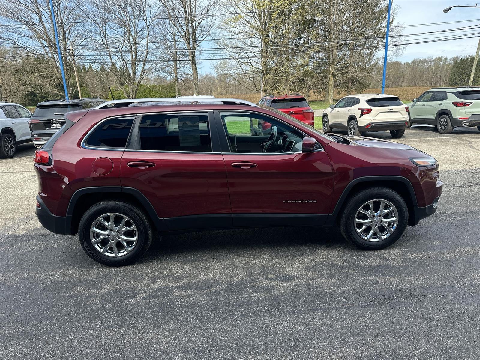 2018 Jeep Cherokee Latitude Plus - 8