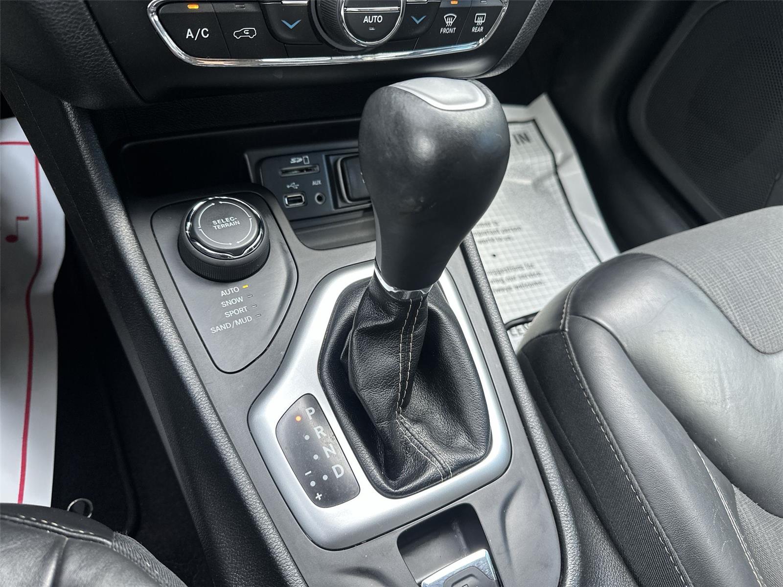2018 Jeep Cherokee Latitude Plus at Lake View Ford
