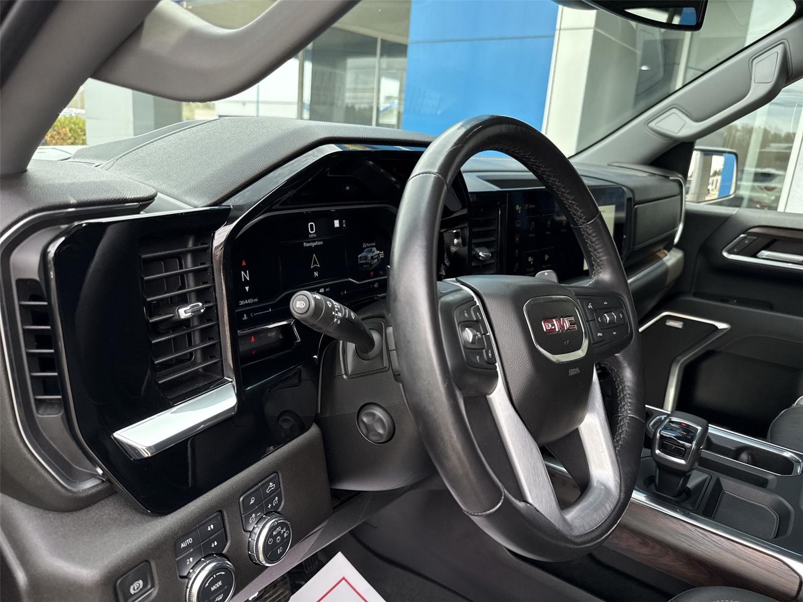 2022 GMC Sierra 1500 SLT - 9