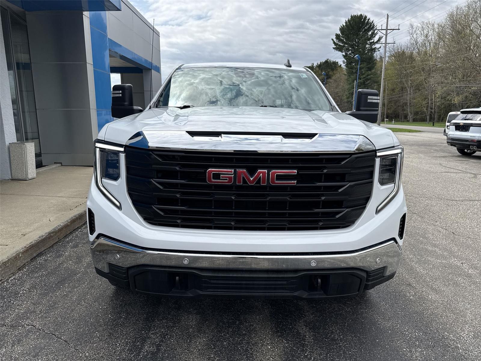 2024 GMC Sierra 1500 Pro - 2