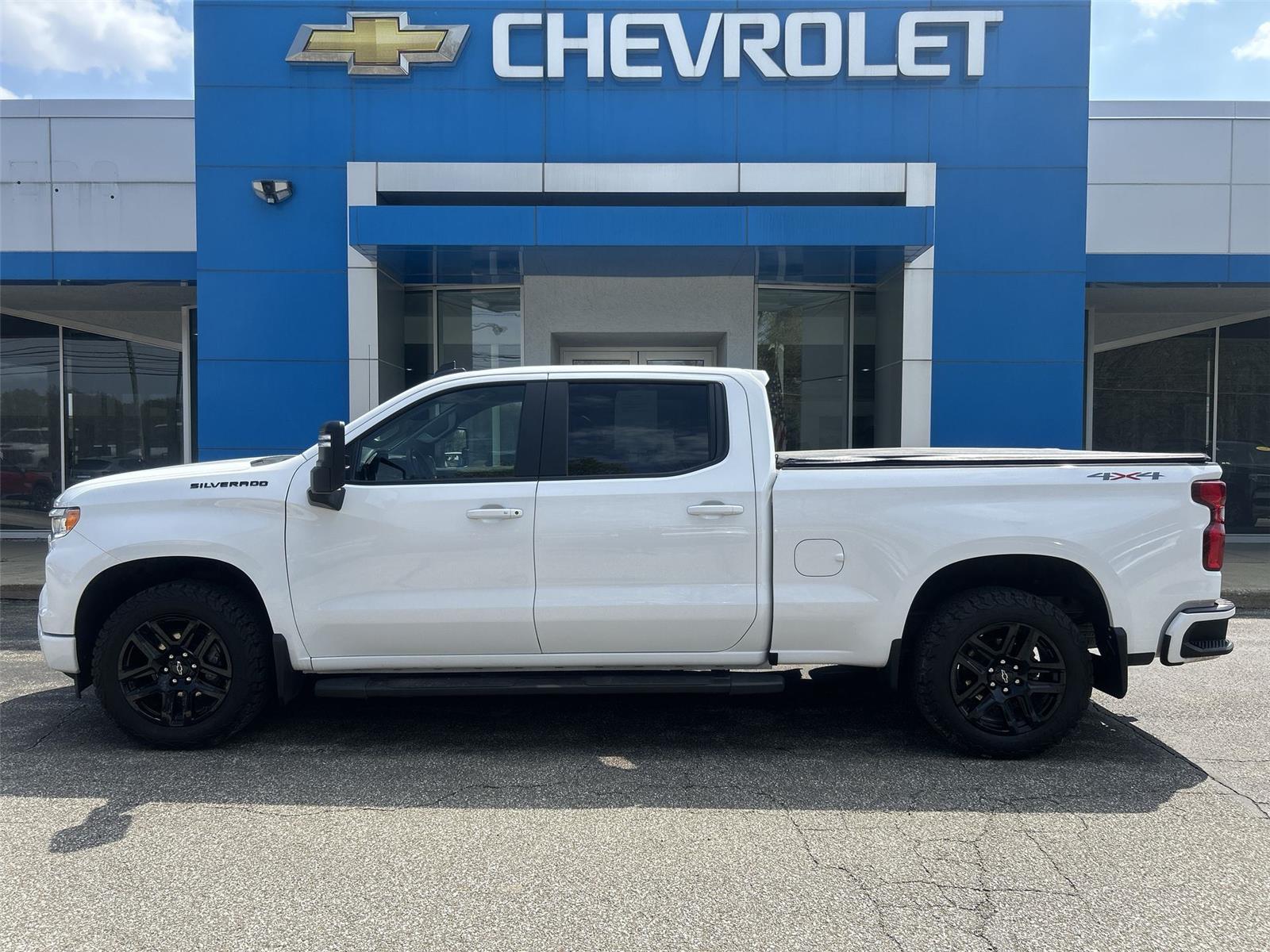2023 Chevrolet Silverado 1500 RST - 4
