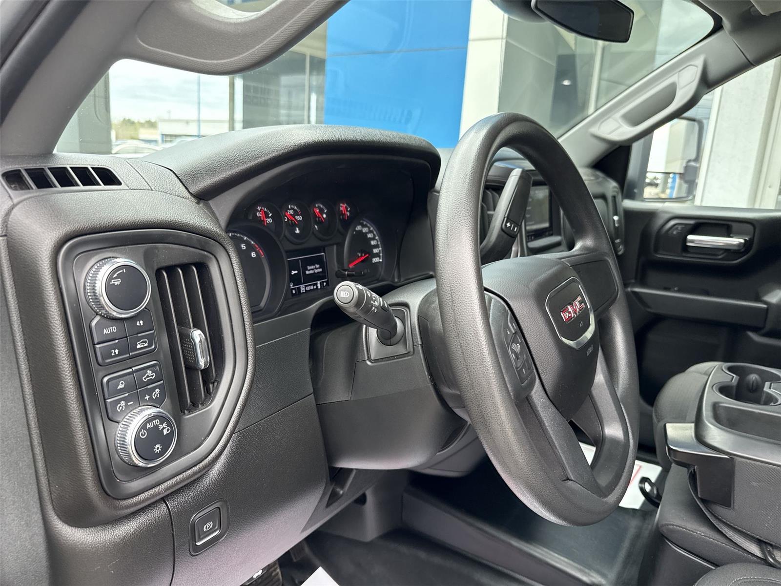 2024 GMC Sierra 1500 Pro - 9