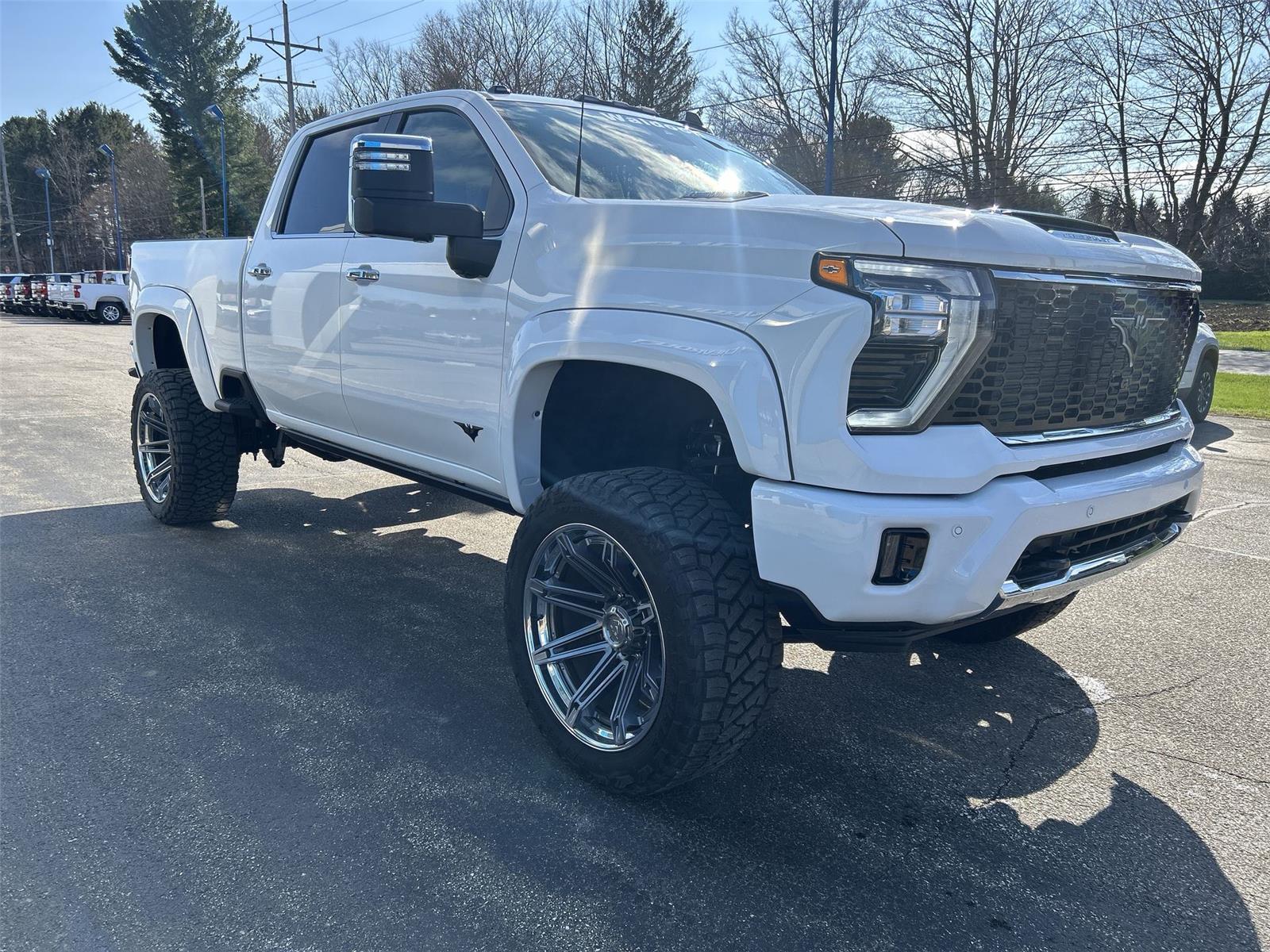 2025 Chevrolet Silverado 2500HD LT - 1