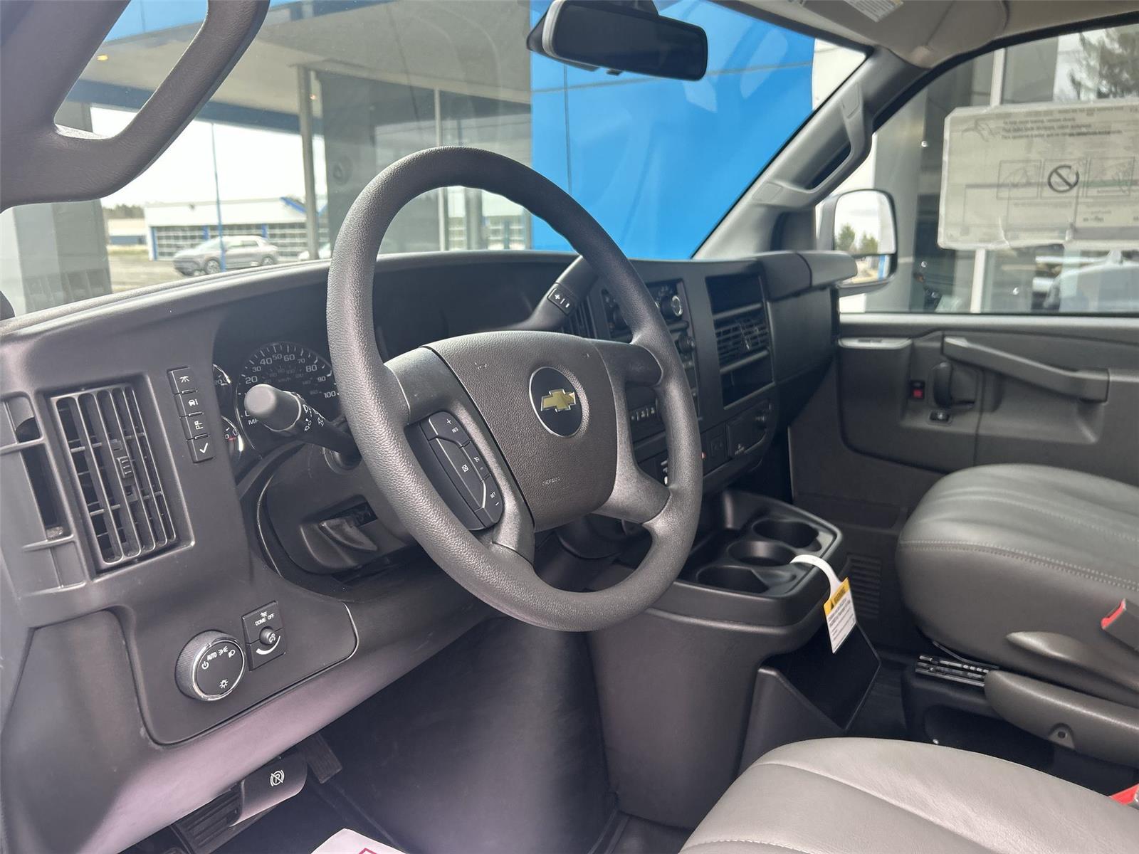 2025 Chevrolet Express Cargo Van RWD 2500 155 - 9